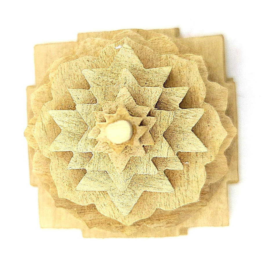 Meru Shriparni Shri Yantra with Acrylic Box